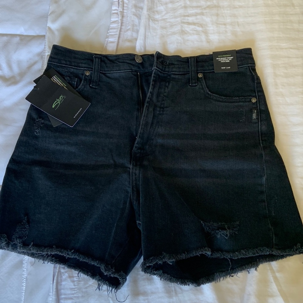 Silver Jeans Eco Friendly 90’s Baggy Short Universal Fit High Rise